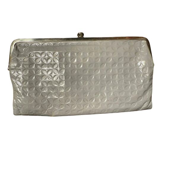 Hobo International Clutch wallet (Restored) - Picture 2 of 7